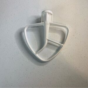 Kitchen-Aid White Mixer Attachment used